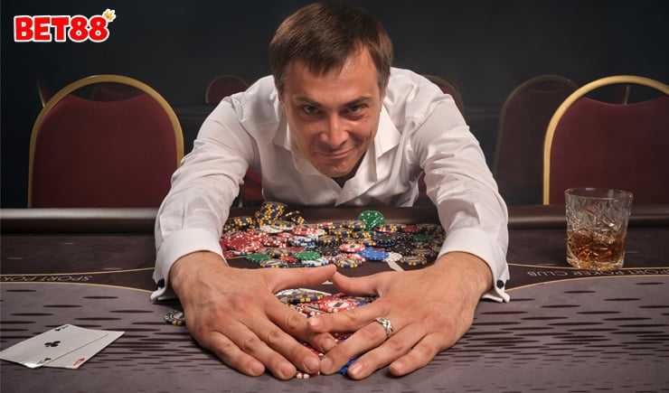 Tìm hiểu cách phân loại người chơi Poker hiện nay